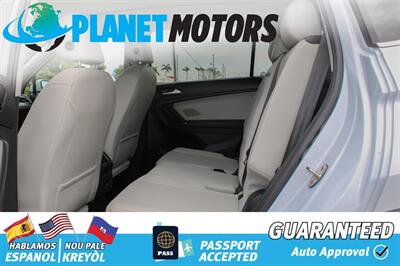 2018 Volkswagen Tiguan 2.0T SE   - Photo 10 - West Palm Beach, FL 33415