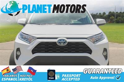 2021 Toyota RAV4 Hybrid XLE   - Photo 8 - West Palm Beach, FL 33415