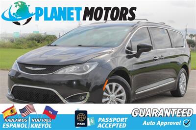 2019 Chrysler Pacifica Touring L   - Photo 1 - West Palm Beach, FL 33415