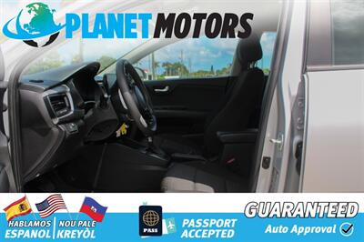 2022 Kia Rio S   - Photo 9 - West Palm Beach, FL 33415