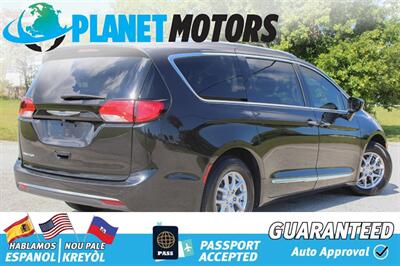 2020 Chrysler Pacifica Touring L   - Photo 5 - West Palm Beach, FL 33415