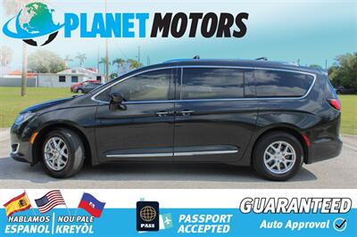 2020 Chrysler Pacifica Touring L   - Photo 2 - West Palm Beach, FL 33415