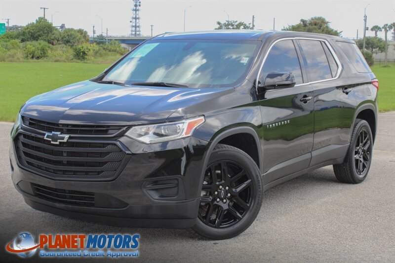 Mosaic Black Metallic 2019 Chevrolet Traverse SUV / Crossover Front-Wheel Drive Automatic