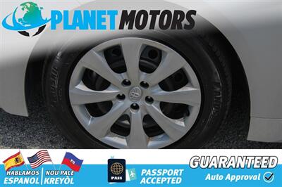 2024 Toyota Corolla LE   - Photo 32 - West Palm Beach, FL 33415