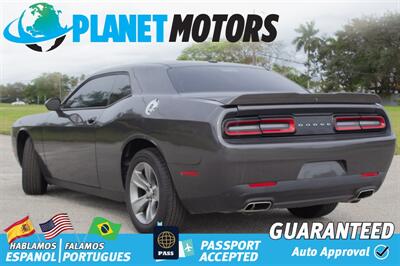 2019 Dodge Challenger SXT   - Photo 3 - West Palm Beach, FL 33415