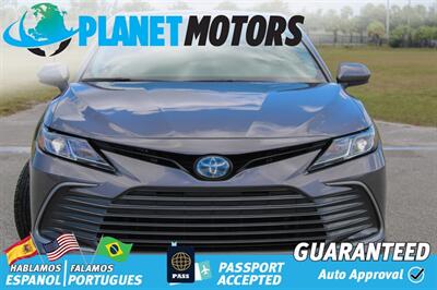 2022 Toyota Camry Hybrid LE   - Photo 8 - West Palm Beach, FL 33415