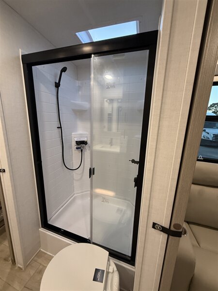 2026 Forest River Flagstaff Super Lite 30FKT - Photo 13 - Liberty, TX 77575