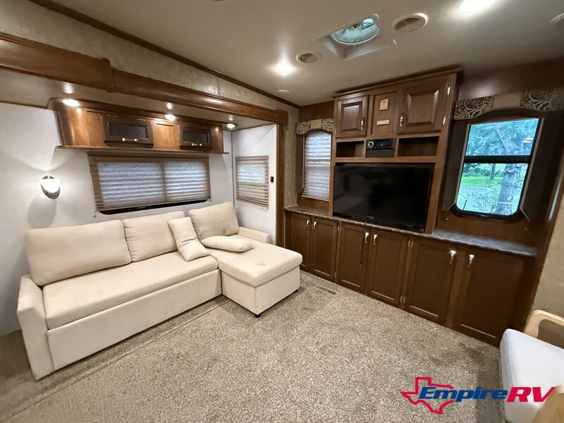 2015 K-Z DURANGO 336RET - Photo 8 - Liberty, TX 77575