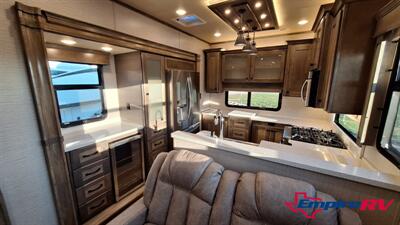 2022 VILANO 390LK   - Photo 8 - Liberty, TX 77575