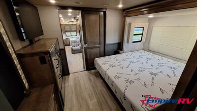 2022 VILANO 390LK   - Photo 14 - Liberty, TX 77575