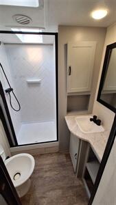 2023 vibe 34bh   - Photo 10 - Liberty, TX 77575