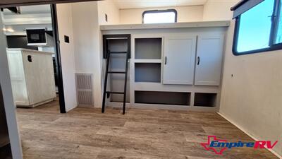 2023 vibe 34bh   - Photo 14 - Liberty, TX 77575