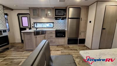 2022 Keystone Coleman   - Photo 10 - Liberty, TX 77575