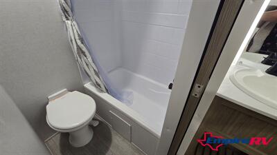2026 Salem 26ice   - Photo 21 - Liberty, TX 77575