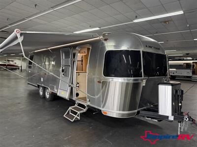 2021 Airstream Flying Cloud 30RB