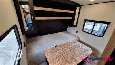 2022 Keystone 295BH SPRINGDALE - Photo 8 - Liberty, TX 77575