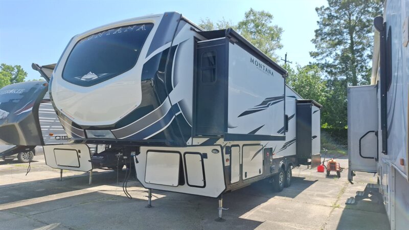 2021 Keystone Montana 281CK  
