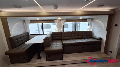 1996 Forest River Salem   - Photo 9 - Liberty, TX 77575