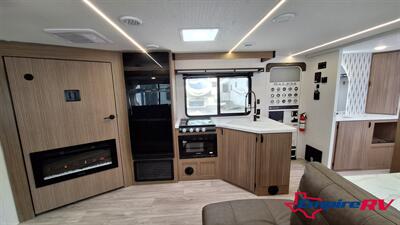 1996 Forest River Salem   - Photo 8 - Liberty, TX 77575