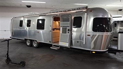 2018 Airstream Classic 33FB