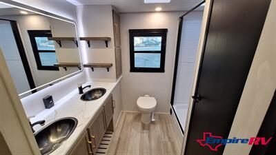 2026 SALEM 261FKRB   - Photo 13 - Liberty, TX 77575