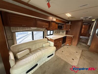 2006 Fleetwood REVOLUTION le 40E   - Photo 21 - Liberty, TX 77575