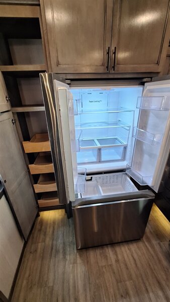 2022 Forest River Riverstone 39RKFB   - Photo 14 - Liberty, TX 77575