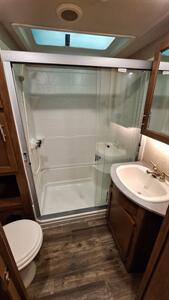 2017 Forest River Sabre   - Photo 16 - Liberty, TX 77575