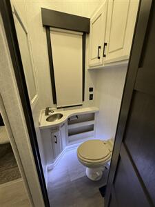 2023 DRV MOBILE SUITES NASHVILLE - Photo 21 - Liberty, TX 77575