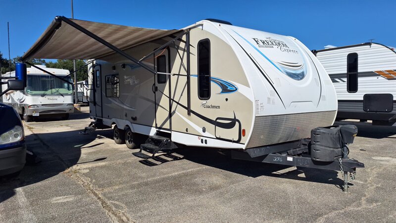 2019 Coachmen Freedom Express 276rkds   - Photo 1 - Liberty, TX 77575