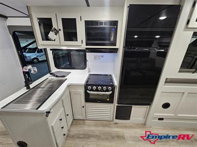 2025 Coachmen SPIRIT ULTRA LITE 2963bh   - Photo 17 - Liberty, TX 77575