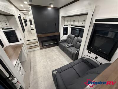 2024 Forest River Riverstone LEGACY 42FSKG   - Photo 8 - Liberty, TX 77575