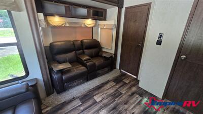 2018 SIERRA 387MKOK   - Photo 32 - Liberty, TX 77575