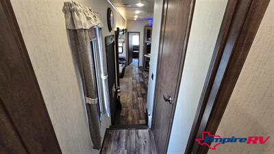 2018 SIERRA 387MKOK   - Photo 12 - Liberty, TX 77575