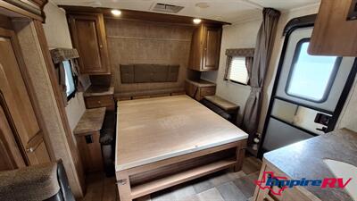 2017 Forest River Flagstaff 25bhs - Photo 11 - Liberty, TX 77575