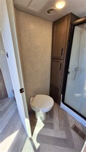 2021 Forest River Salem - Photo 10 - Liberty, TX 77575