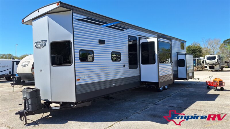 2021 Forest River Salem - Photo 2 - Liberty, TX 77575