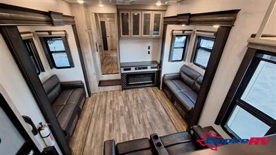 2023 Keystone Alpine   - Photo 7 - Liberty, TX 77575