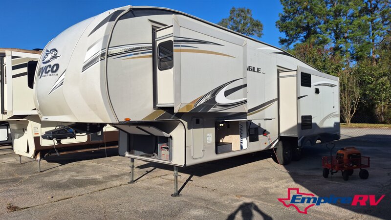 2018 Jayco Eagle 321RSTS - Photo 2 - Liberty, TX 77575