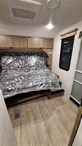 2026 Forest River Salem 300ICE - Photo 19 - Liberty, TX 77575