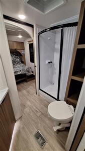 2026 Forest River Salem 300ICE - Photo 17 - Liberty, TX 77575