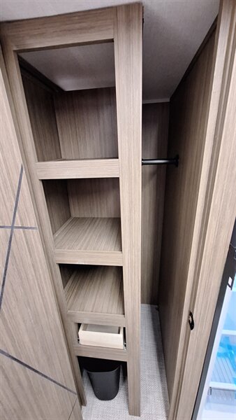 2026 Forest River Salem 300ICE - Photo 23 - Liberty, TX 77575