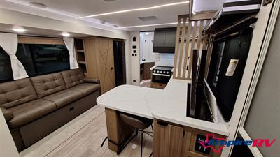 2026 Forest River Salem 300ICE - Photo 11 - Liberty, TX 77575