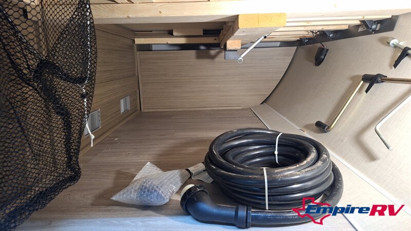 2026 Forest River Salem 300ICE - Photo 7 - Liberty, TX 77575