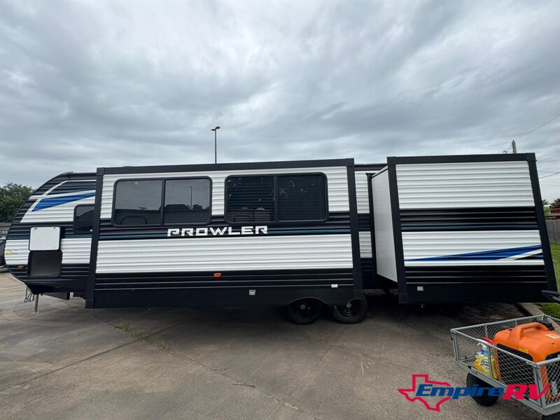 2021 Heartland PROWLER 320BH - Photo 3 - Liberty, TX 77575