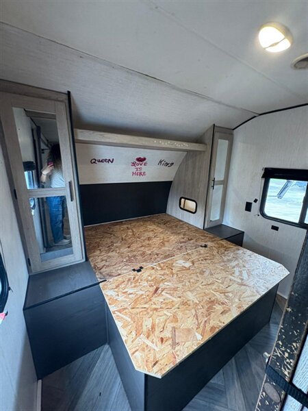 2021 Heartland PROWLER 320BH - Photo 14 - Liberty, TX 77575