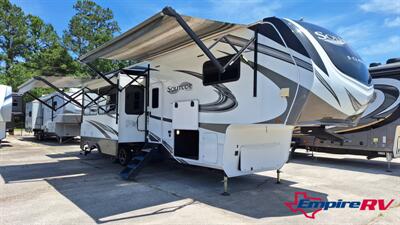 2021 Grand Design Solitude 3740BHR - Photo 2 - Liberty, TX 77575