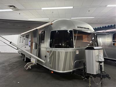 2019 Airstream Classic 33FB