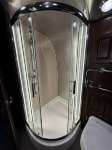 2019 Airstream Classic 33FB - Photo 25 - Oxnard, CA 93030