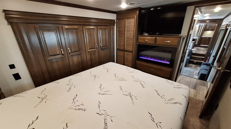 2021 Forest River Riverstone - Photo 16 - Liberty, TX 77575
